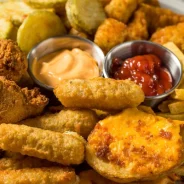 depositphotos_650762888-stock-photo-deep-fried-appetizer-platter-french depositphotos_650762888-stock-photo-deep-fried-appetizer-platter-french